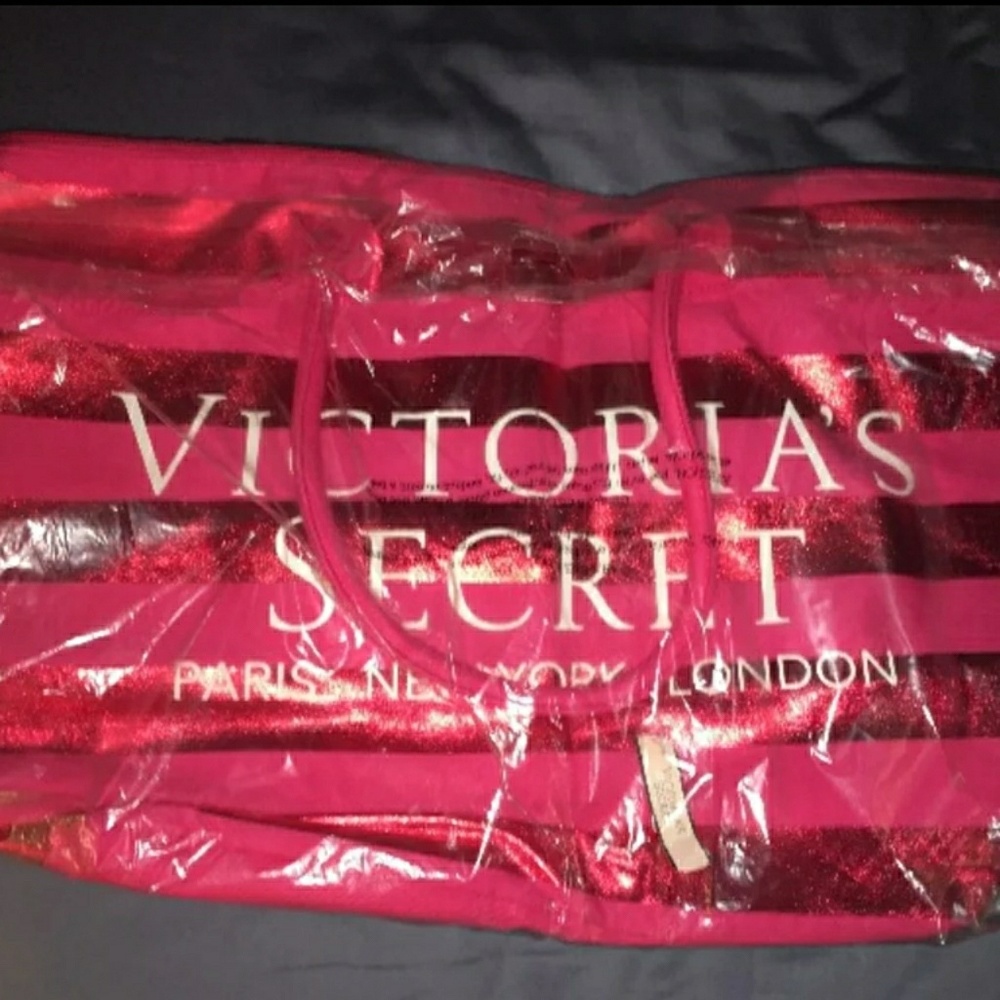 NEW Victoria's Secret BIG Bag